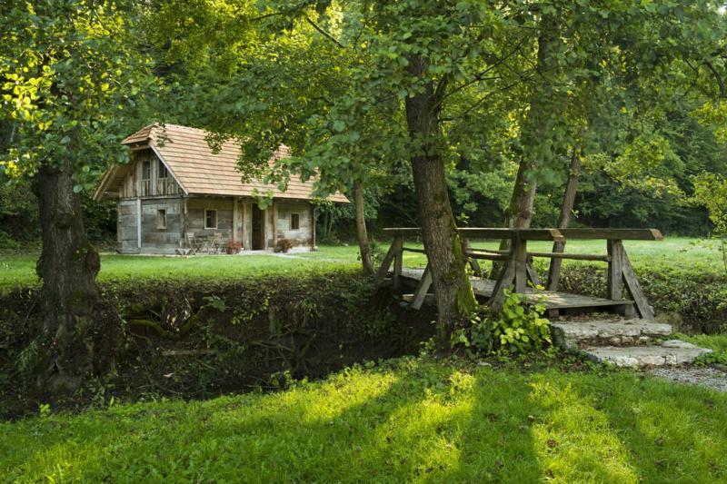 Domacija Seruga Countryside Hotel Novo Mesto Luaran gambar